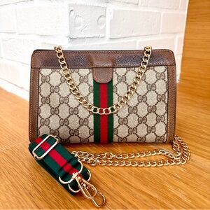 Gucci Authentic Monogram Sherry Line Clutch / Crossbody Bag
